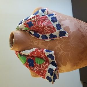 blue, red, and white flower bandana scarf
